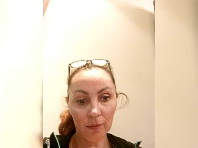 TessBertie's BongaCams show and profile