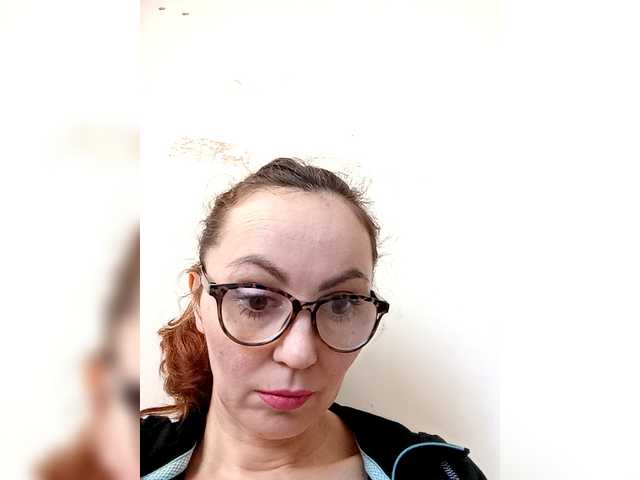 TessBertie's BongaCams show and profile