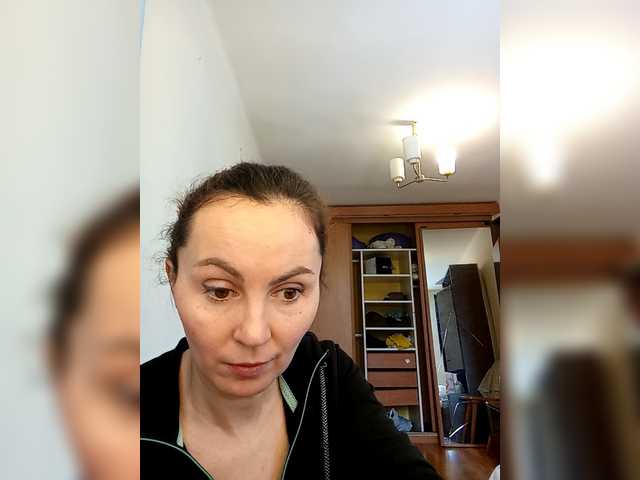 TessBertie's BongaCams show and profile