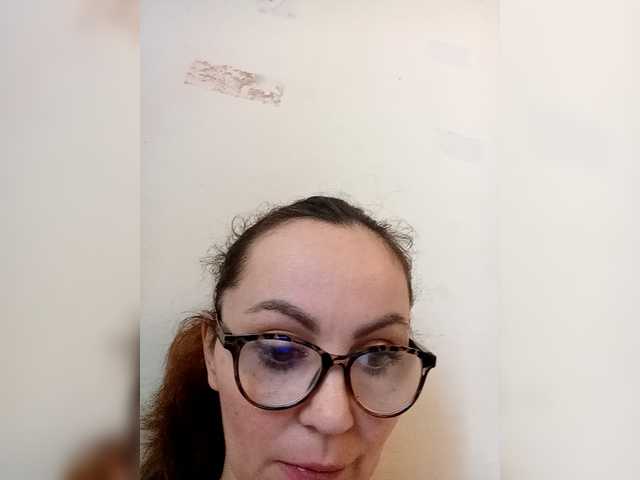 TessBertie's BongaCams show and profile