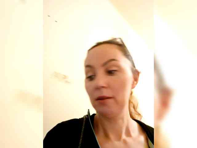 TessBertie webcam
