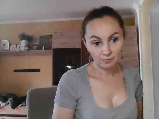 TessBertie webcam