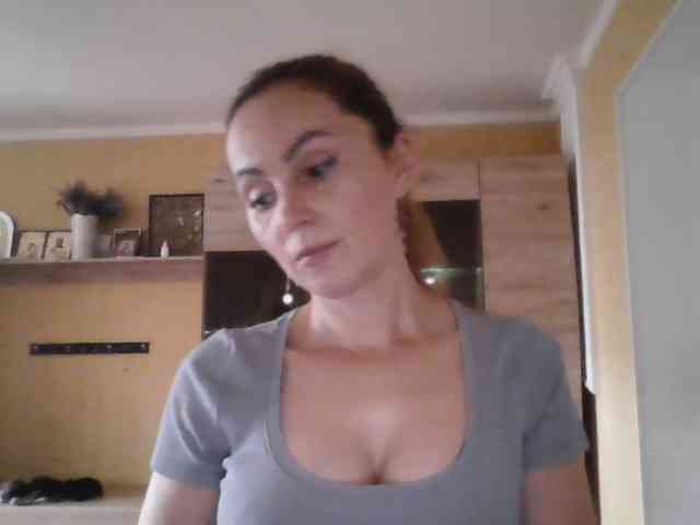 TessBertie webcam