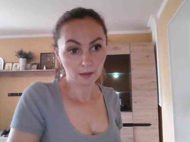 TessBertie webcam