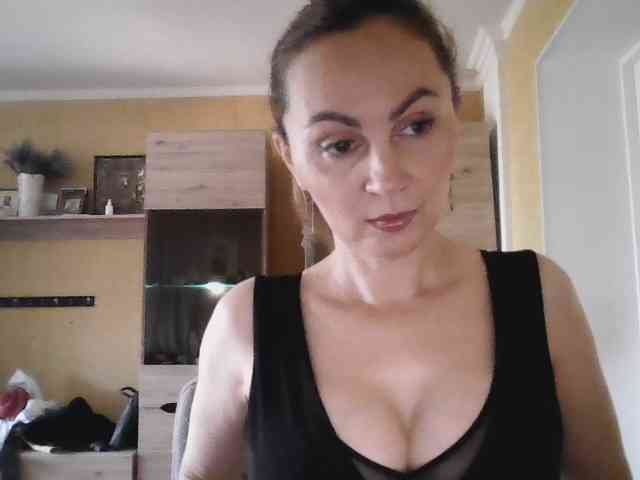 TessBertie webcam