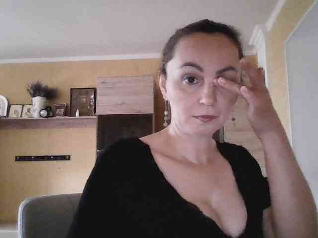TessBertie webcam