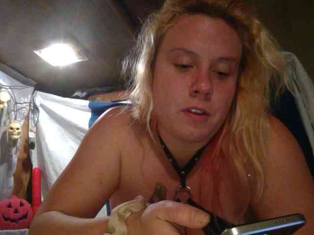 TheGirlfromtheinternet webcam