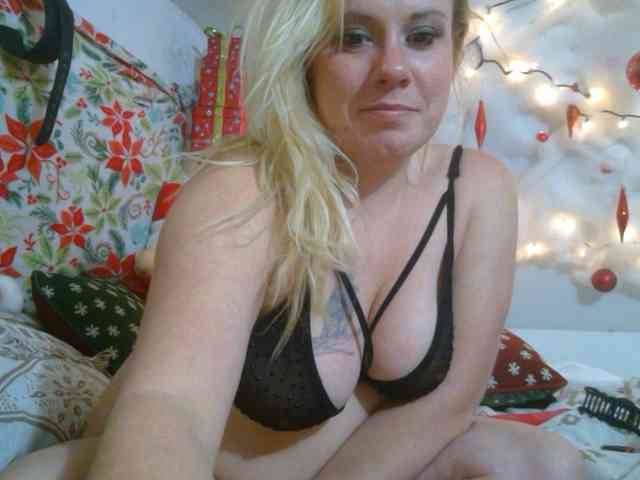 TheGirlfromtheinternet webcam