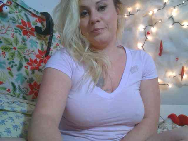 TheGirlfromtheinternet webcam