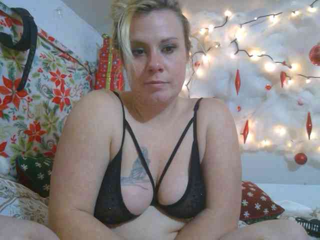 TheGirlfromtheinternet webcam