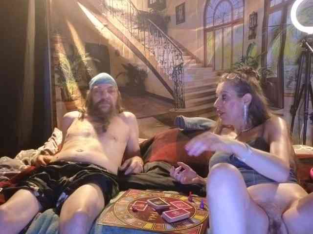 HusbandAndWife webcam