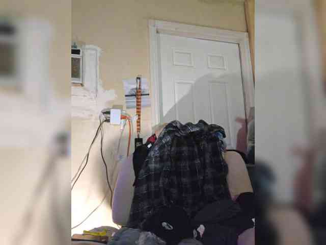 Magamike13 Live Webcam on BongaCams