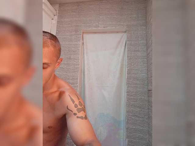  Dmeesk chat room