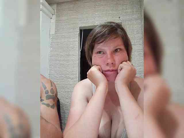 Dmeesk Live Webcam on BongaCams
