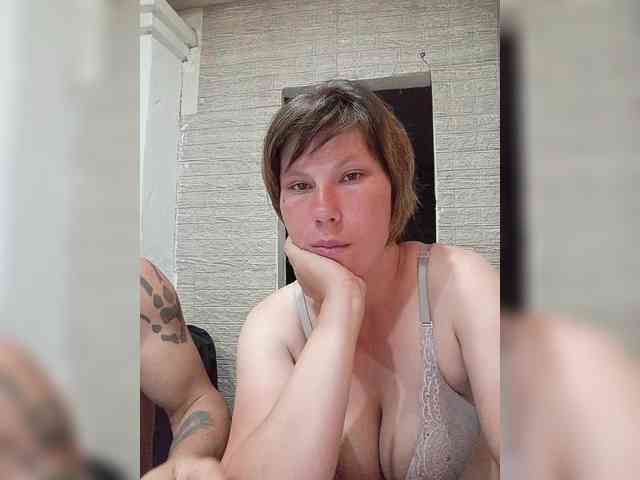 Dmeesk Live Webcam on BongaCams