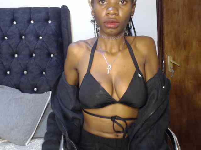 Blaq-betty webcam