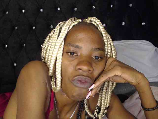 Blaq-betty webcam