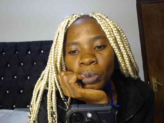 Blaq-betty webcam
