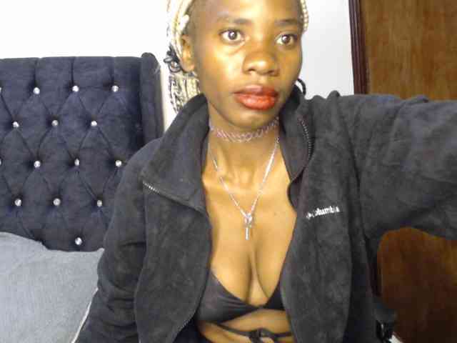 Blaq-betty webcam