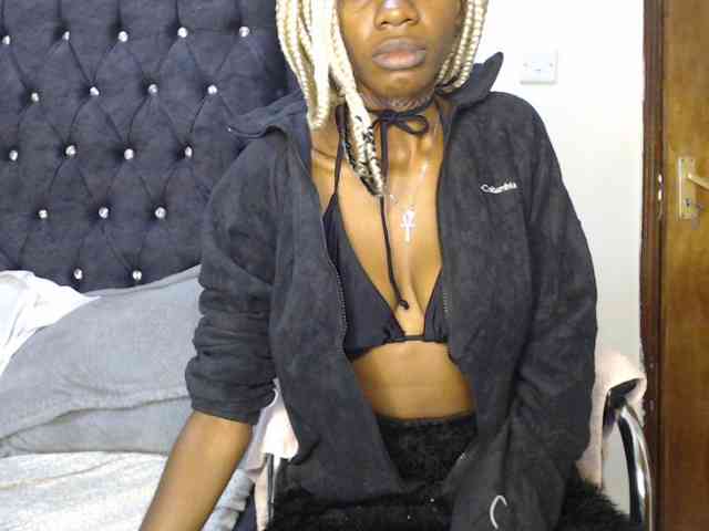 Blaq-betty webcam