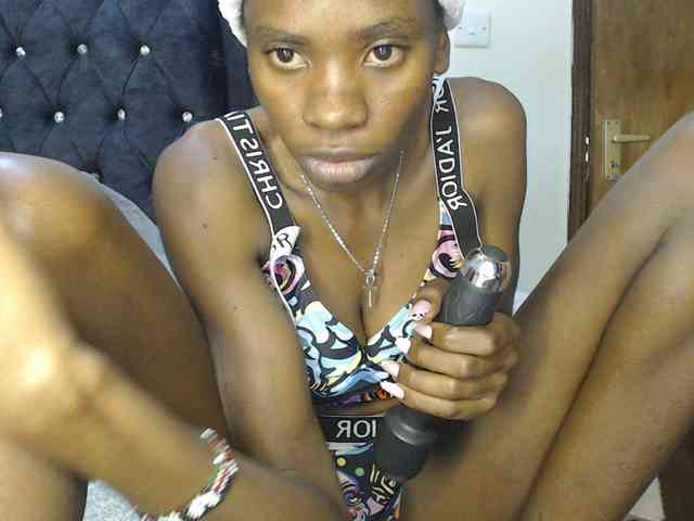 Blaq-betty webcam