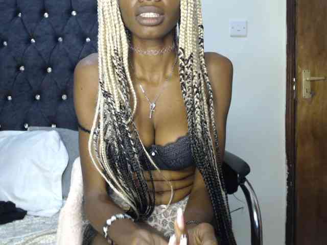 Blaq-betty webcam