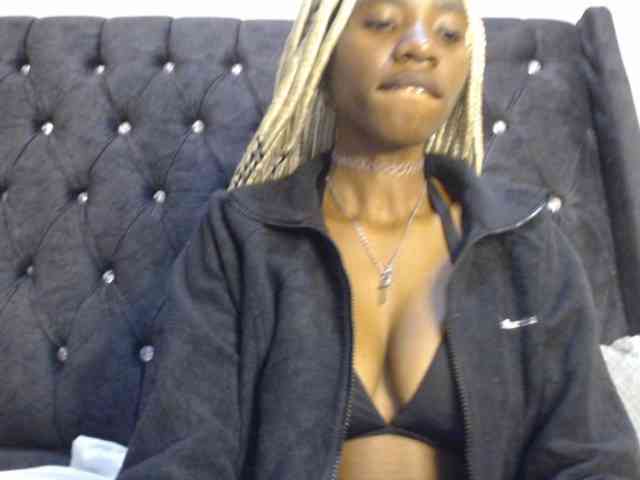 Blaq-betty webcam