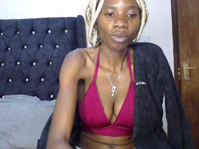 Blaq-betty webcam