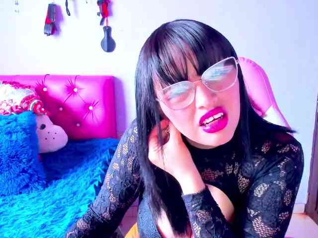 Cristaln07 Live Webcam on BongaCams