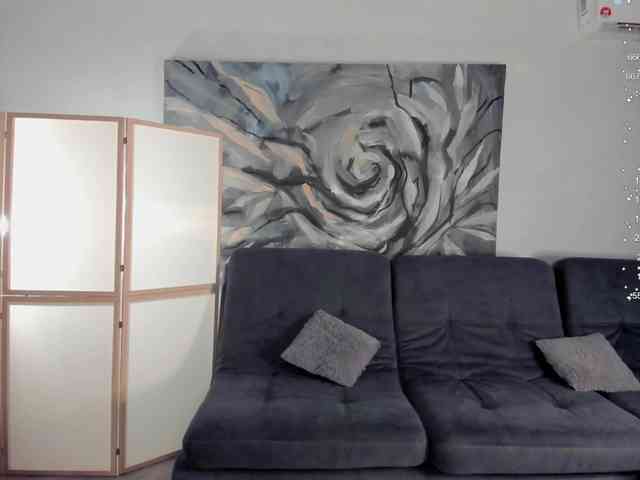 Tessa-Vinch webcam