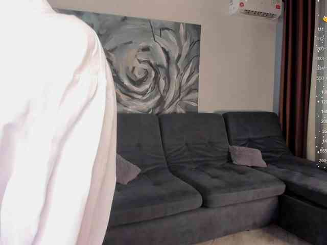 Tessa-Vinch webcam