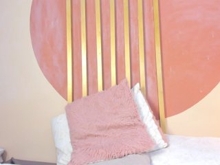 Nicole-Angels Porn Show