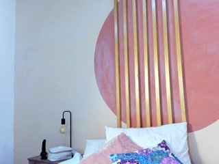 Nicole-Angels Porn Show