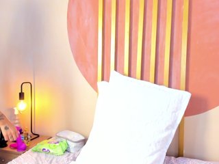 Nicole-Angels Porn Show