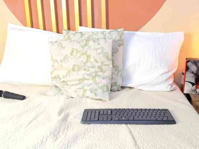 Nicole-Angels webcam