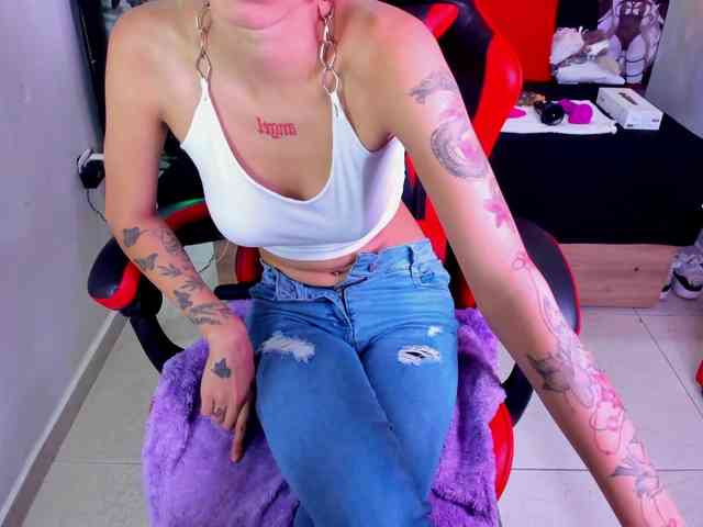 Nicole-Angels webcam