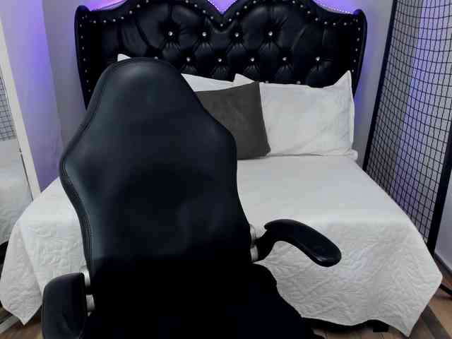 Emily-Rolands webcam