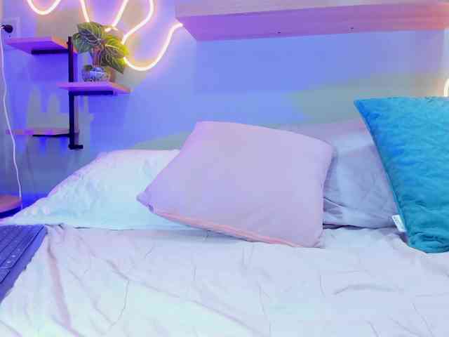 Emily-Rolands webcam