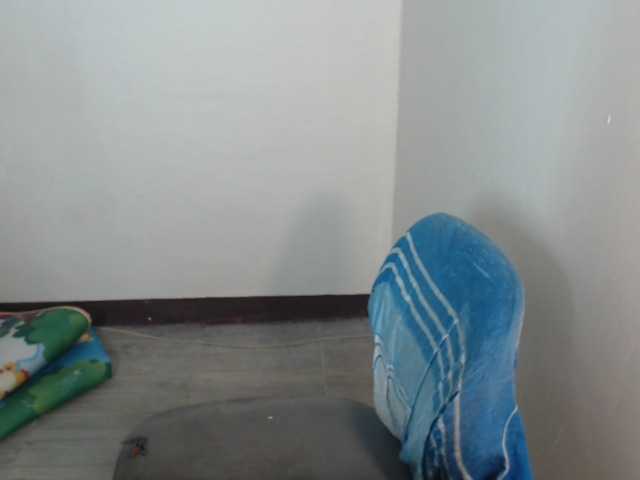 xxCherrybabexx's BongaCams show and profile