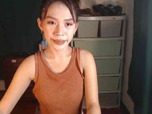 xxCherrybabexx webcam