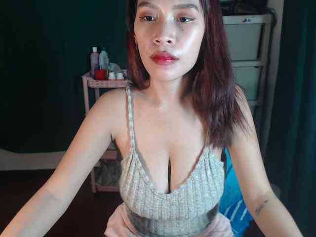 xxCherrybabexx webcam