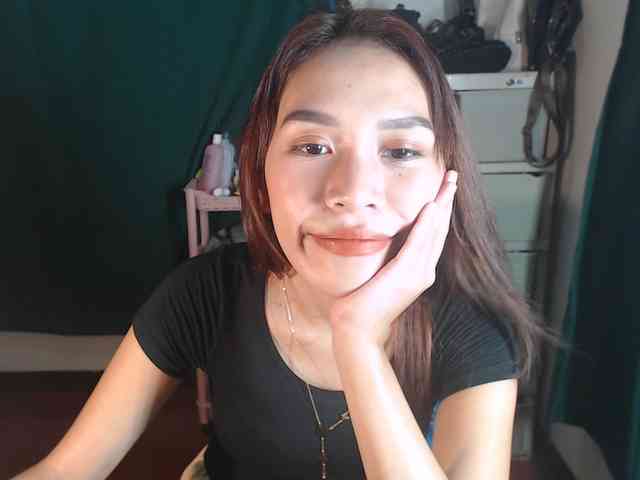 xxCherrybabexx webcam
