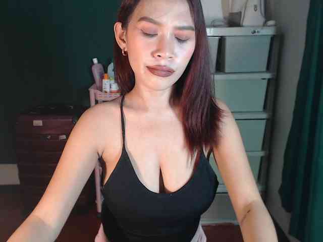 xxCherrybabexx webcam