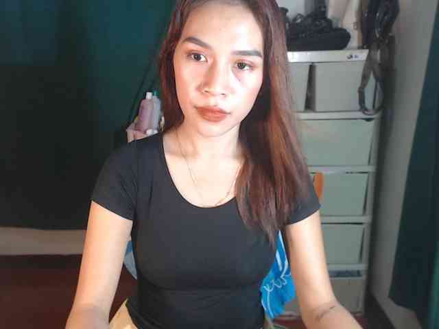 xxCherrybabexx webcam