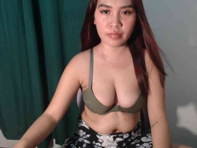 xxCherrybabexx webcam
