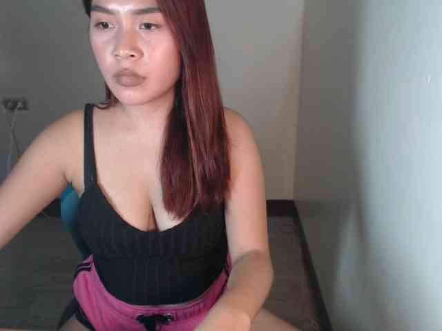 xxCherrybabexx webcam