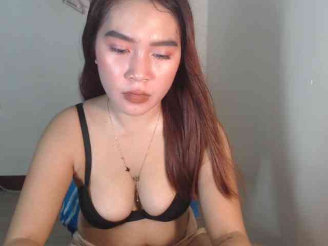 xxCherrybabexx webcam