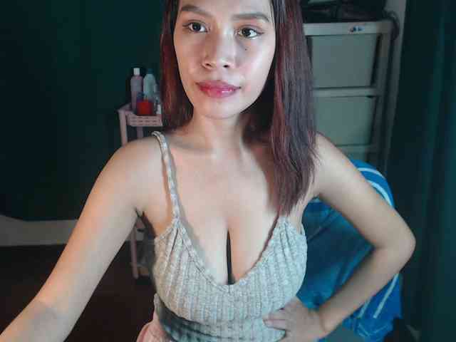 xxCherrybabexx webcam