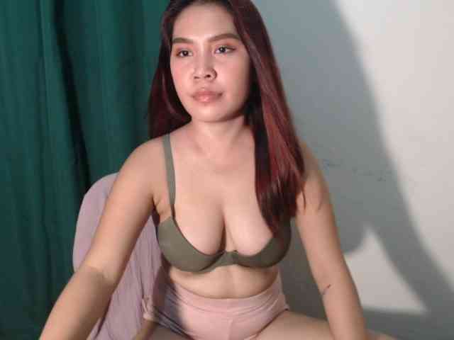 xxCherrybabexx webcam