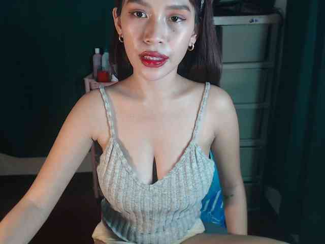 xxCherrybabexx webcam